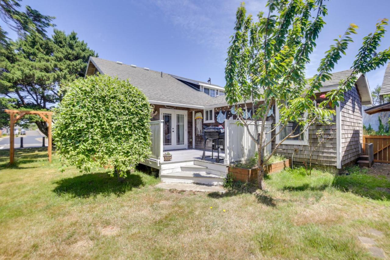 Coastal Lincoln City Home With Spacious Deck! Dış mekan fotoğraf